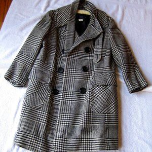 Saks Fifth Avenue 1970s Trench Coat  -  Very Warm!